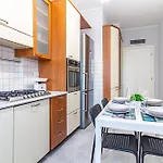Palmanova 125 By Houset * 밀라노